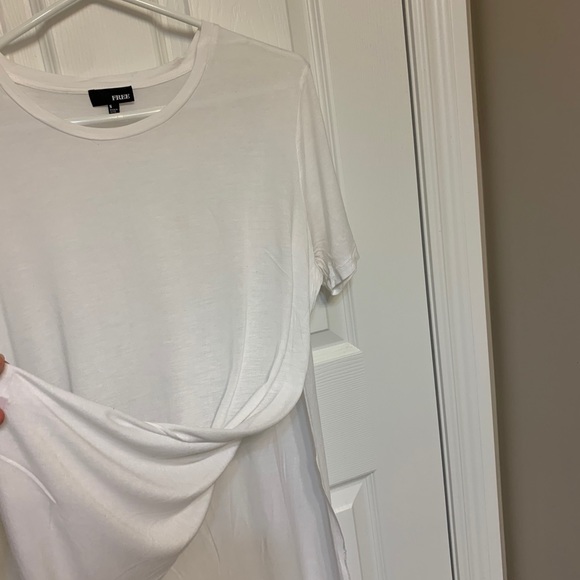 Wilfred Free T-shirt - Picture 3 of 8